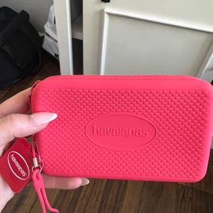 Havaianas Waterproof Clutch